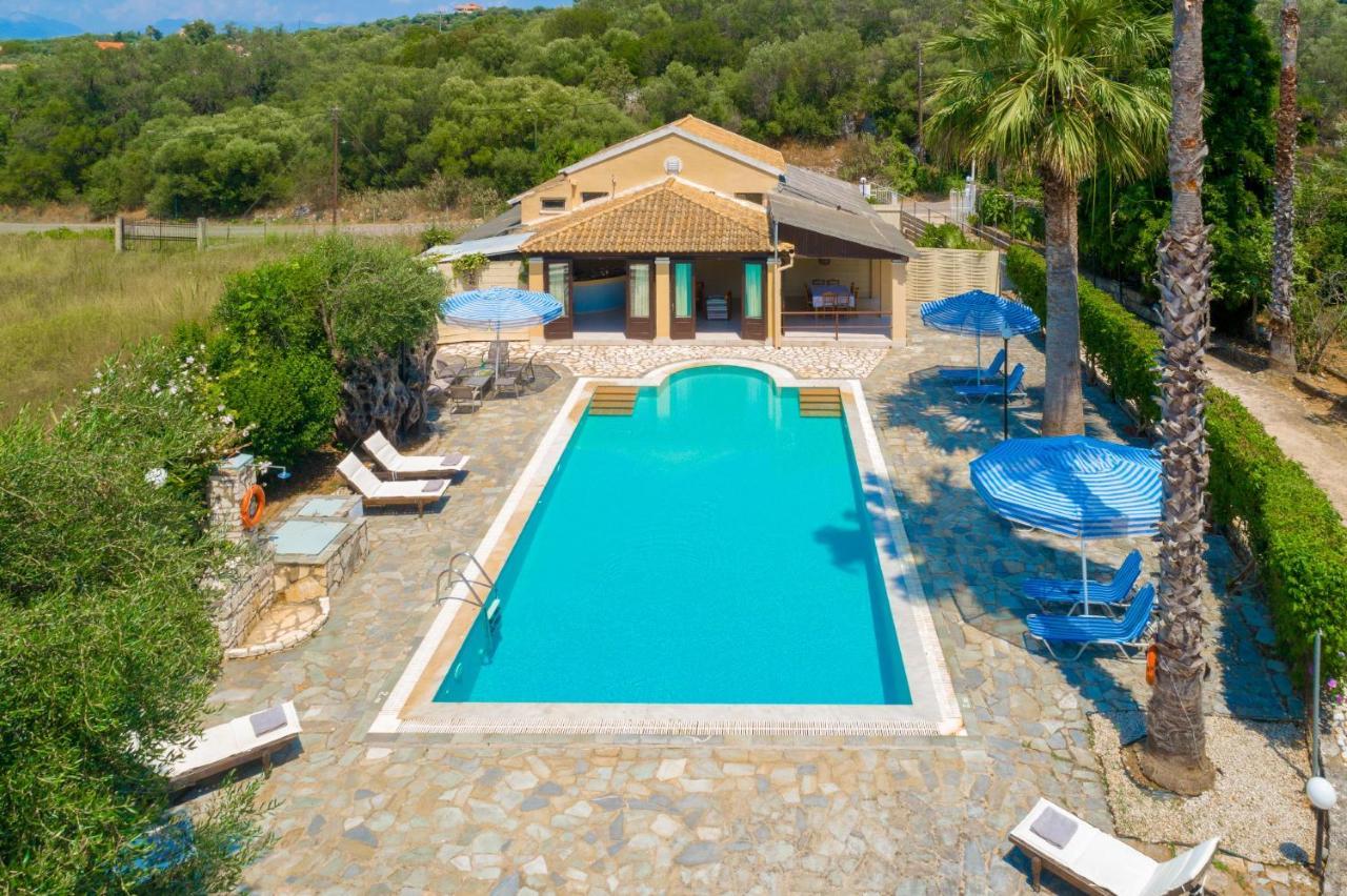 Villa Lianolia Períthia Kültér fotó